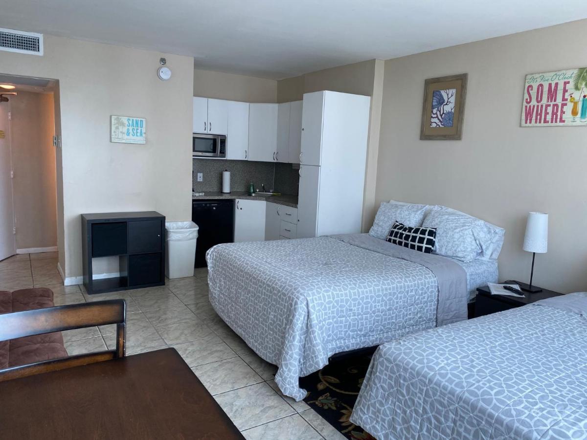 Ocean Front Studio Units Miami Beach Bagian luar foto