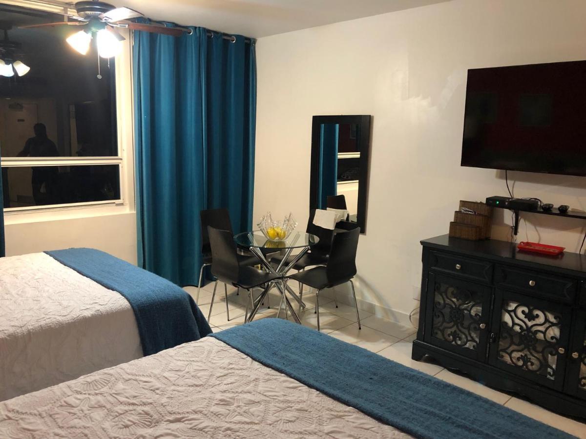 Ocean Front Studio Units Miami Beach Bagian luar foto